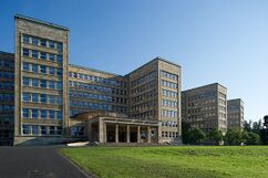 Edificio IG Farben, Frankfurt (1928-1932)
