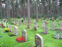Cementerio del bosque]], Estocolmo (1915)
