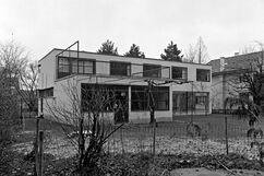 Casa Schaeffer, Riehen (1927-1928), junto con Hans Schmidt