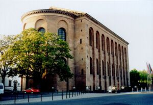 Basilika in Trier gr.jpg