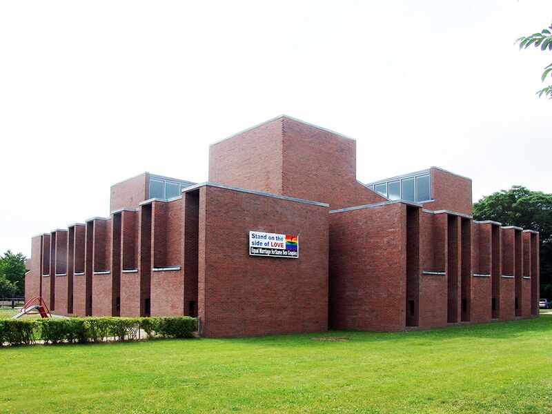 Archivo:Louis Kahn.Primera Iglesia Unitaria.Rochester.1.jpg