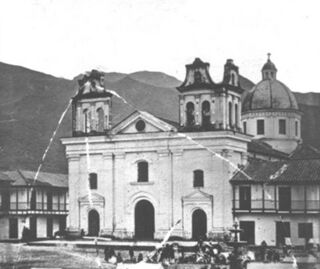Iglesia Nuestra Señora de la Candelaria, imagen tomada antes de terminar las torres y cuando aun era la Catedral.