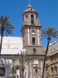 Torre de la Iglesia de Santiago de Cádiz.