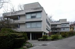 Apartamentos para Gideon Sigfried en Doldertal, Zurich (1935-1936) junto con Emil Roth y Marcel Breuer.