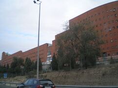 Bloque de viviendas "El Ruedo", Madrid (1986-1989)