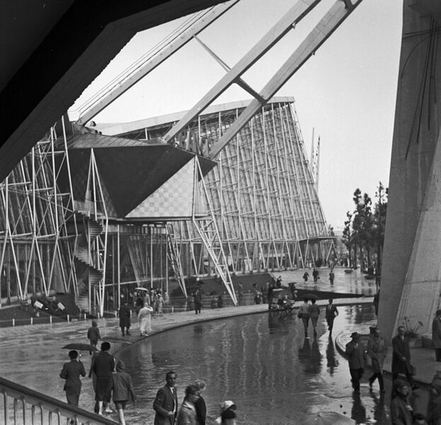 Archivo:Expo58 building France.jpg