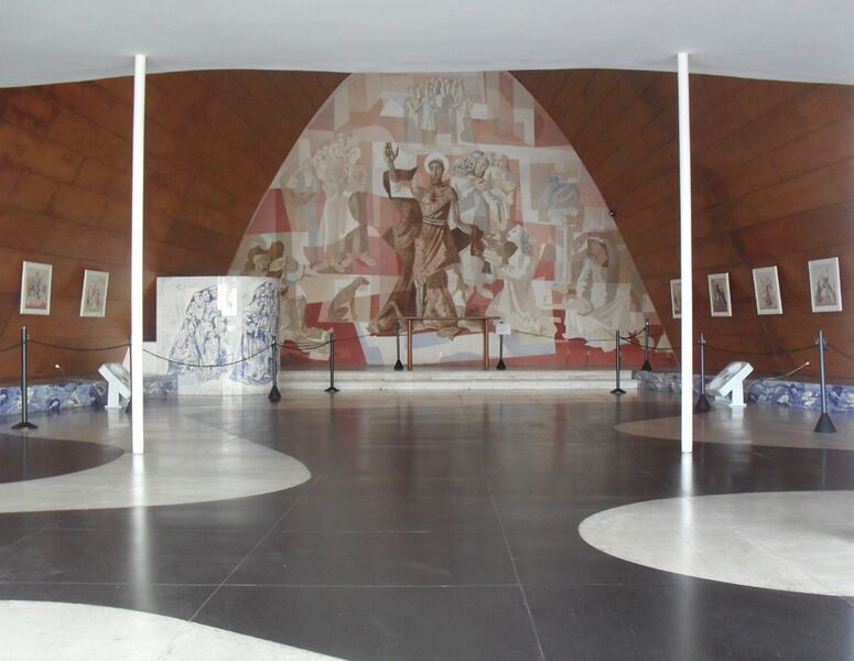 Archivo:Niemeyer.IglesiaSanFrancisco.7.jpg