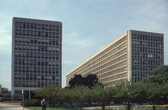 Apartamentos para universitarios, Chicago (1961)