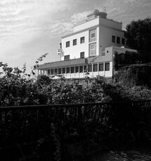 Villa Savarese, Nápoles (1936-1942)