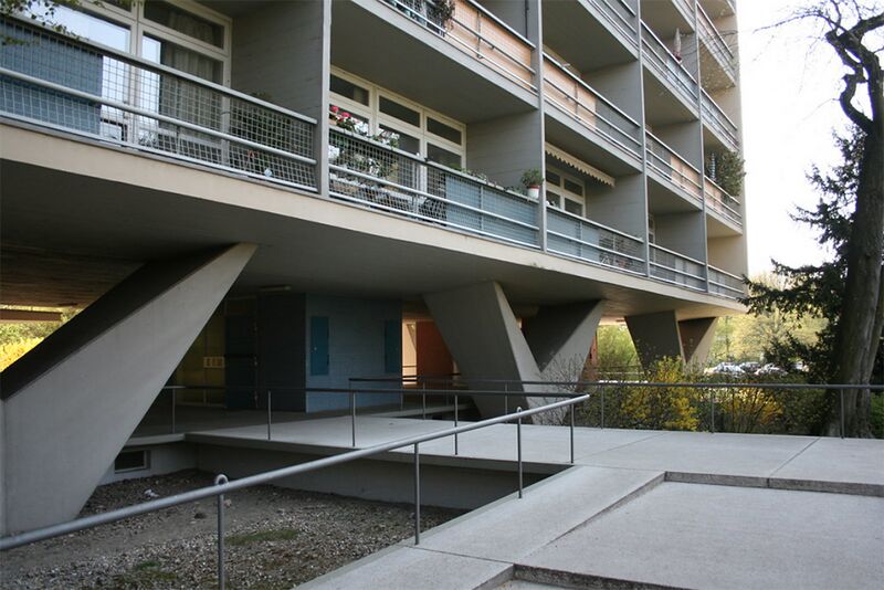 Archivo:Niemeyer.Interbau.8.jpg
