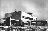 Casa Volman (junto con Karel Janů), Čelákovice, Chequia (1938-1939)