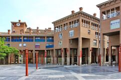 153 viviendas, urbanización de la plaza de San Bruno, Zaragoza (1992)