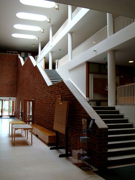 Archivo:Aalto.UniversidadPedagogia.9.jpg
