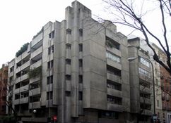 Edificio de viviendasen calle Montesquiza, Madrid (1966-1968)