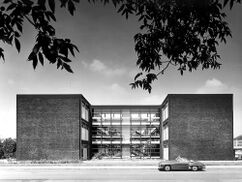 Escuela Roland, Düsseldorf (1957-1961)