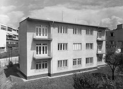 Bloque de viviendas pareadas en Lipova, Brno (1936)