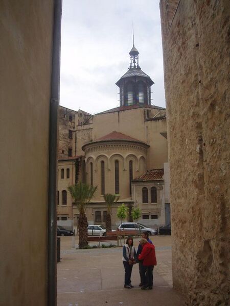 Archivo:Iglesia de la reparación. Tortosa.jpg