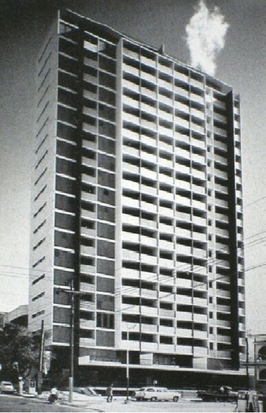 Archivo:AntonioQuintana.ApartamentosRafaelSalas.jpg