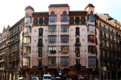 Esgrafiados de fachada de la casa Llopis Bofill, Barcelona (1902)