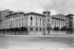 Convento Hijas de María Inmaculada, Pamplona (1924-1927)