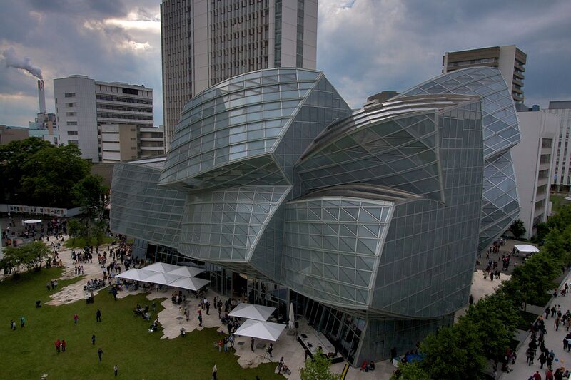Archivo:FrankGehry.CampusNovartis.jpg