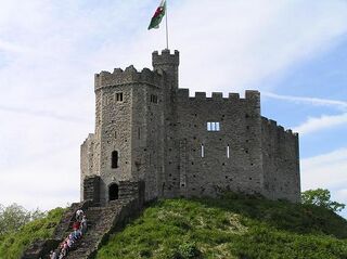 Fuerte normando del interior del Castillo de Cardiff.