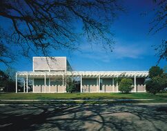 Museo de la Colección Menil, Houston, Texas (1982-1987)