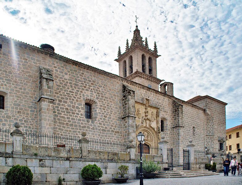 Archivo:Colmenar Viejo-Basílica-DavidDaguerro.JPG