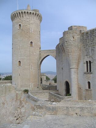 Barbacana en el Castillo de Bellver