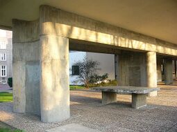 Le Corbusier.Pabellon suizo.3.jpg