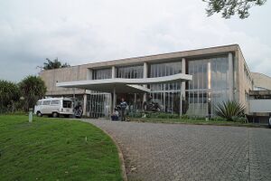 Niemeyer.MuseoMinasGerais.jpg