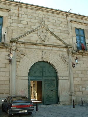 Palacio episcopal de Segovia.Portada.jpg
