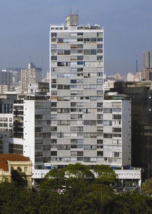 Niemeyer.EdificioEiffel.jpg