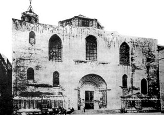 La fachada en una fotografía de 1880.