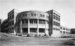 Liceo Julio Henriques, Coimbra (1931-1936) junto con Carlos Ramos y Adelino Nunes.