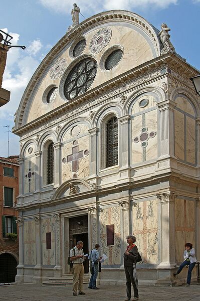 Archivo:Santa Maria dei Miracoli (facciata).jpg