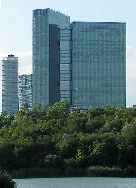 Archivo:Vienna Twin Tower.jpg
