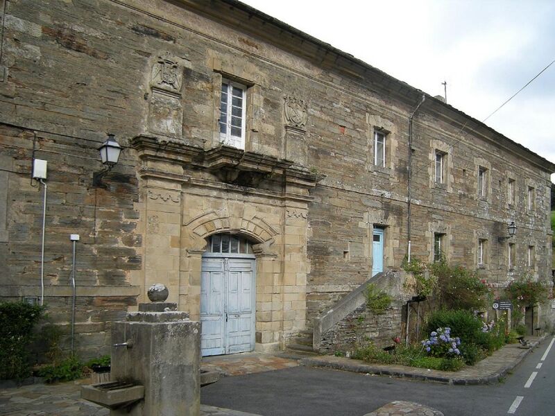 Archivo:Monasterio de Santa María de Villanueva de Oscos (2796375629).jpg