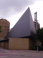 Iglesia de Nuestra Señora de Los Ángeles, Vitoria (1957-1960)