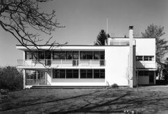 Casa Colnaghi, Riehen, Suiza (1927), junto con Hans Schmidt