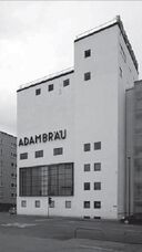Sala de cocción de Adambräu en Innsbruck (1926-1927)