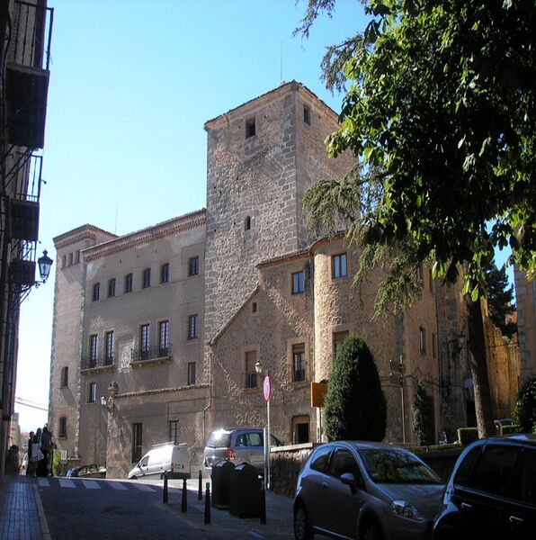 Archivo:Palacio marqueses de moya .Segovia.1.jpg