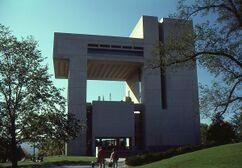 Museo de arte Herbert F. Johnson, Ithaca, Condado de Tompkins, Estados Unidos (1970-1973)