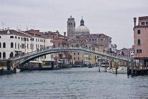 Venecia.PuenteDescalzos.1.jpg