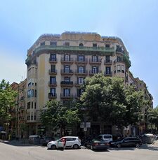Viviendas en Muntaner esquina Rosselló, Barcelona (1929)