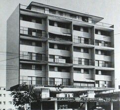 Bloque de apartamentos en El Vedado, La Habana (1951-1953)