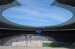 Estadio olímpico Berlín.2.jpg
