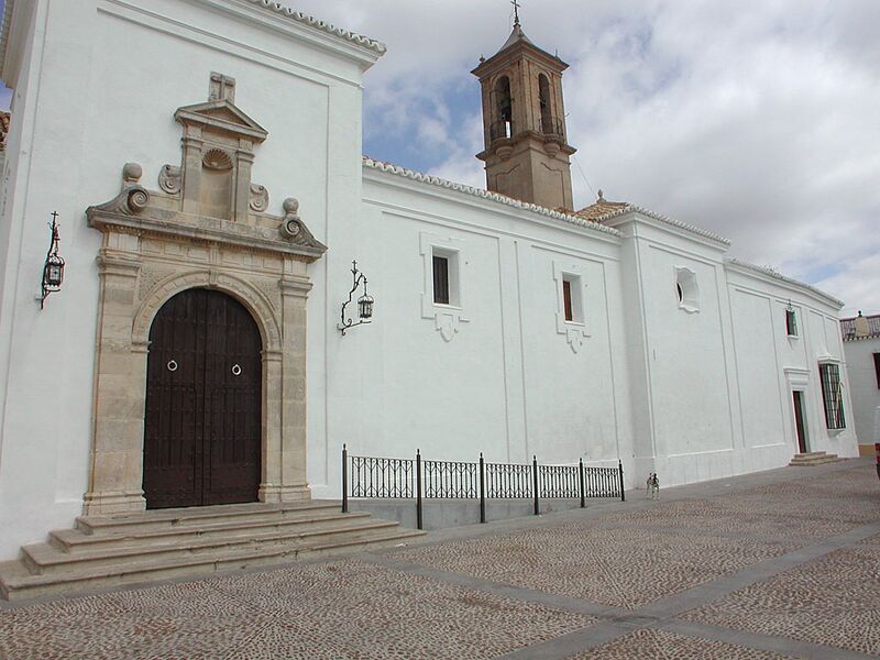 Archivo:Espejo.Iglesia San Bartolome.jpg