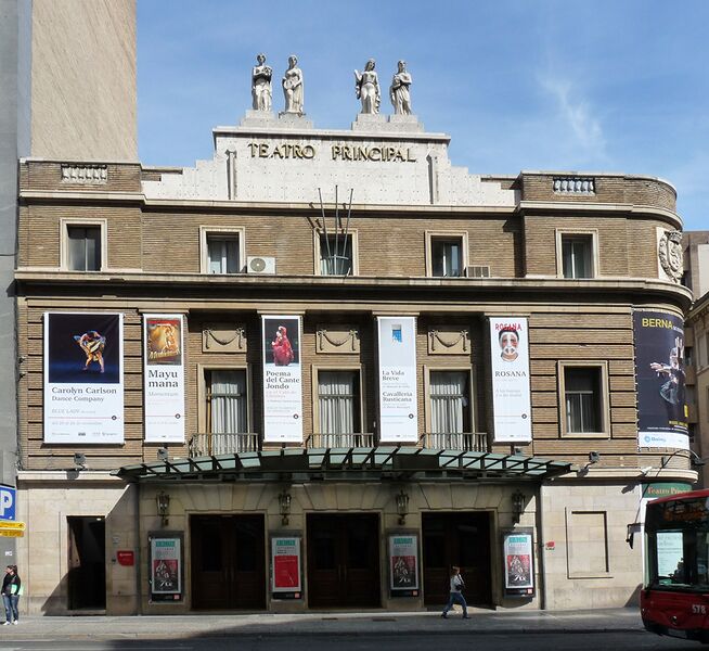Archivo:Zaragoza - Teatro principal - Fachada.jpg