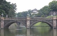 El puente Nijubashi del Palacio Imperial.